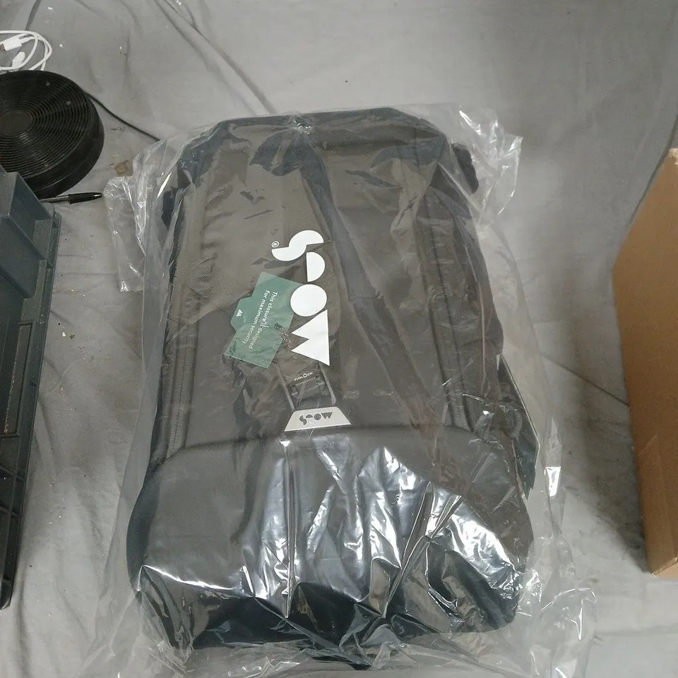 MOOS BACKPACK – BLACK TRAVEL BAG, BOXED