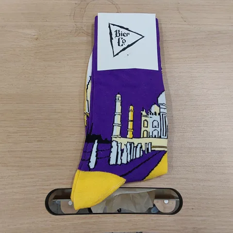 BOX OF BRAND NEW BIER CO 'BAU INDIA' SOCKS // APPROXIMATELY 360 PAIRS (1 BOX)