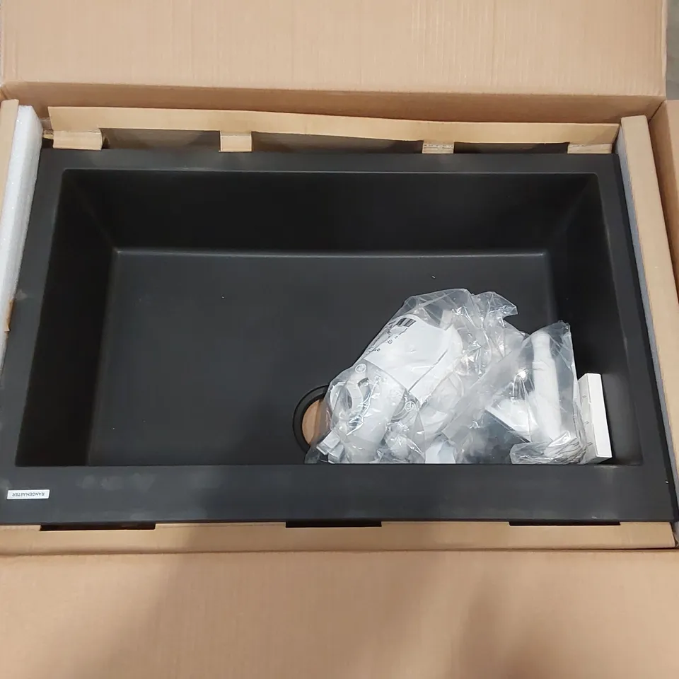 BOXED ORIDAIN BLACK KITCHEN SINK - 790 x 500mm (1 BOX)