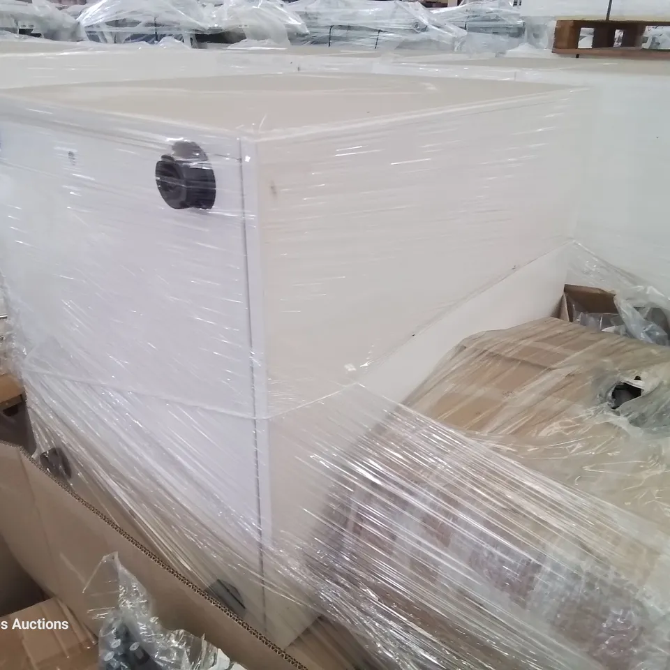 PALLET CONTAINING SINGLE DOOR CUPBOARD & CASE OF ADJUSTABLE CUPBOARD LEGS