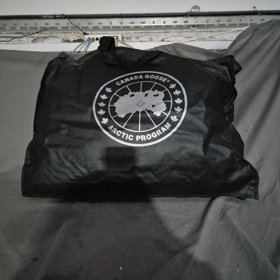 CANADA GOOSE ARCTIC PROGRAM PARKA – BLACK, UK L (L/G)