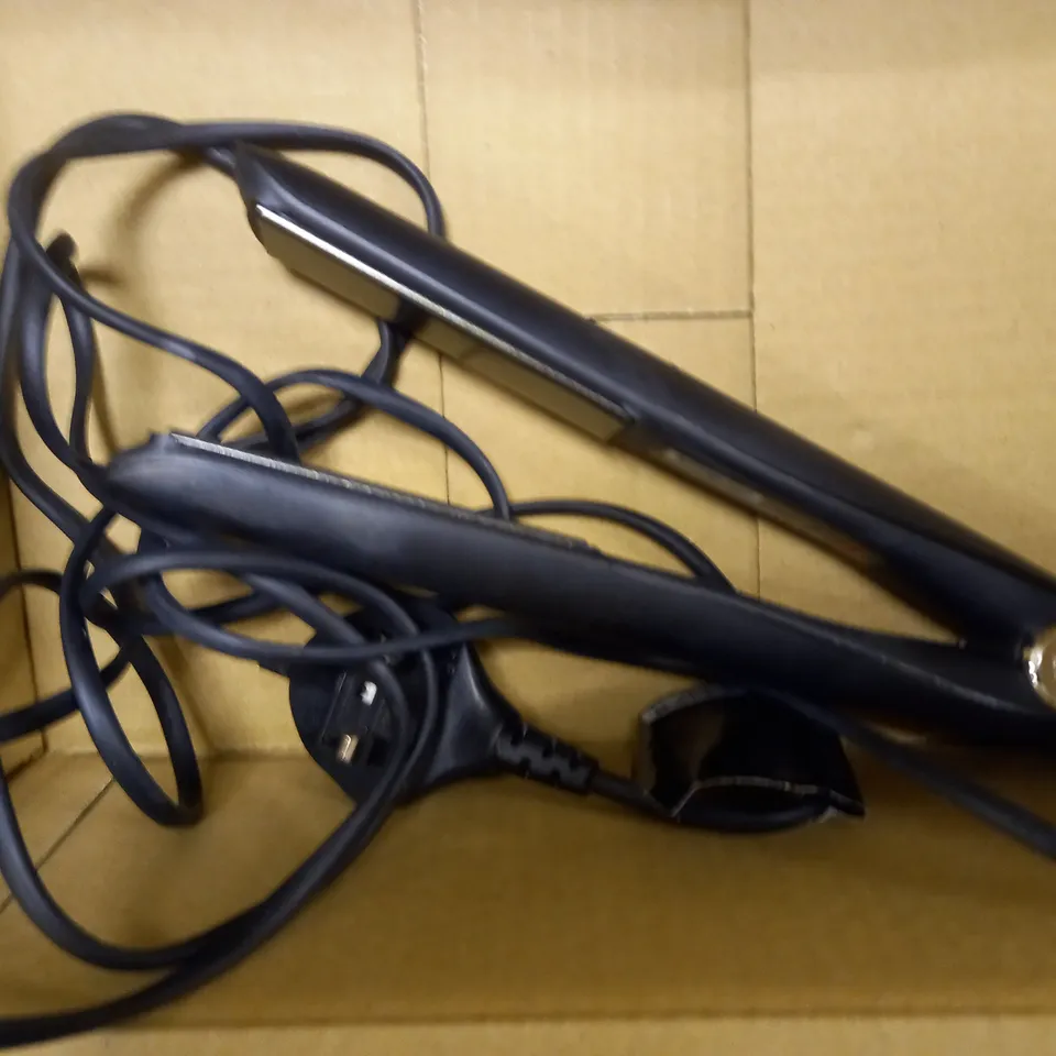 GHD GOLD STYLER PROFESSIONAL HAIR STRAIGHTENERS 
