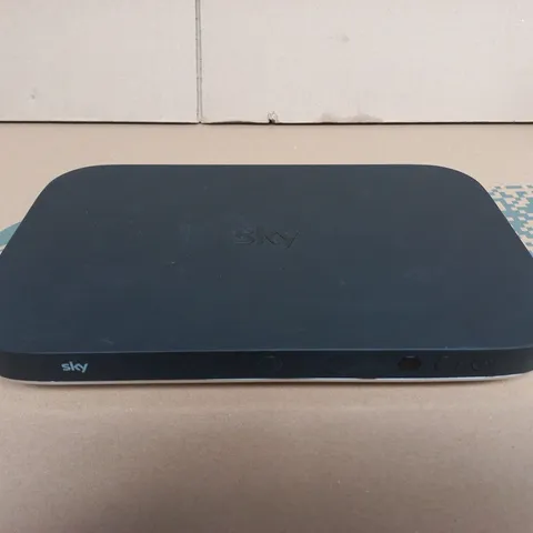 SKY SATELLITE TV SET-TOP BOX – BLACK