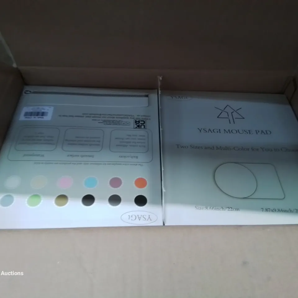 BOX CONTAINING APPROXIMATELY 90 BOXED MOUSE MAT PADS (COLOURS MAY VARY)