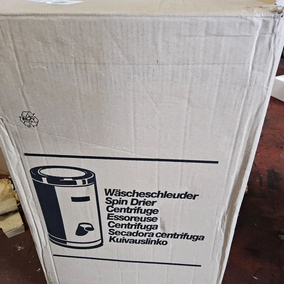 BOXED THOMAS SPIN SDRYER Model 2800SD WHITE