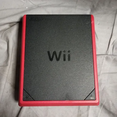 NINTENDO WII MINI GAMES CONSOLE IN RED  