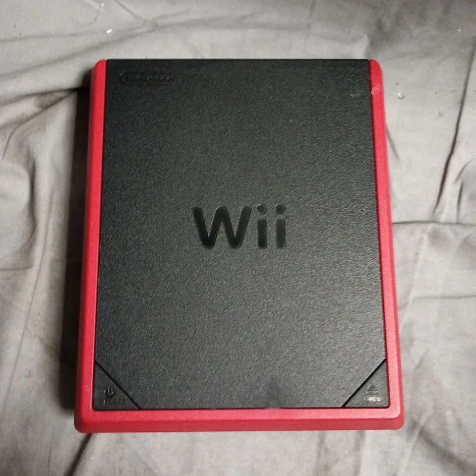 NINTENDO WII MINI GAMES CONSOLE IN RED  
