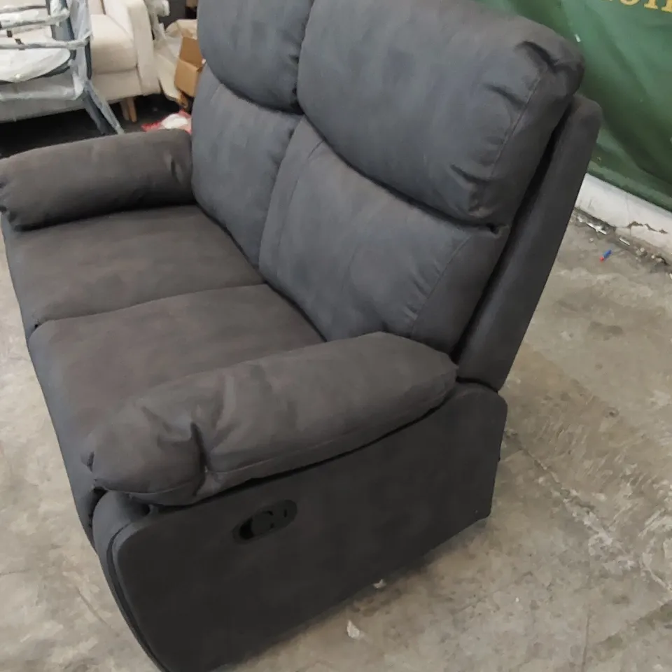 DESIGNER LEATHER 2-SEATER MANUAL RECLINER SOFA