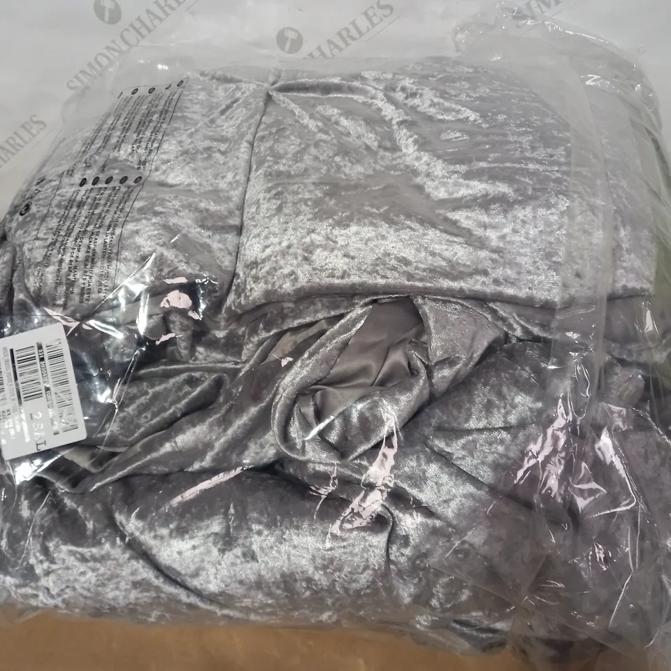 AMELIE CRUSHED VELVET BEDSPREAD THROW (GRADE 1) RRP £85