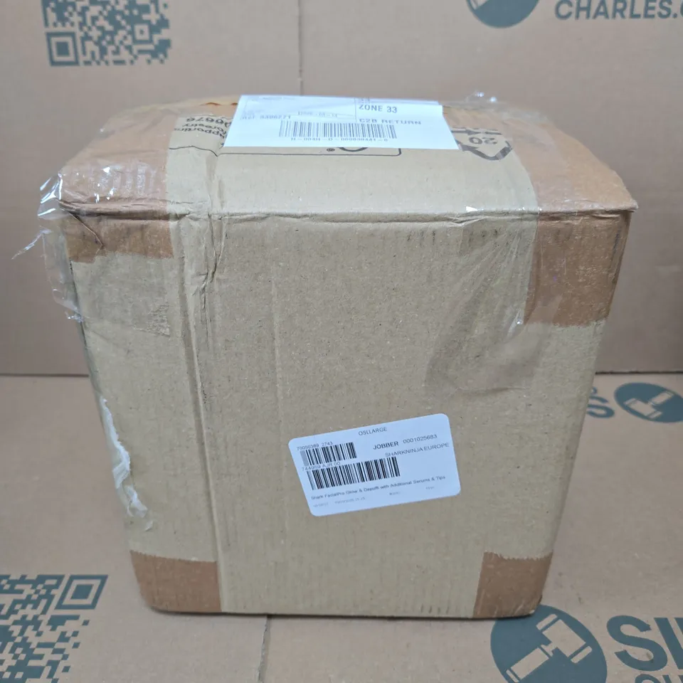 SHARK FACIAL PRO GLOW AND DEPUFFI SPA PURPLE