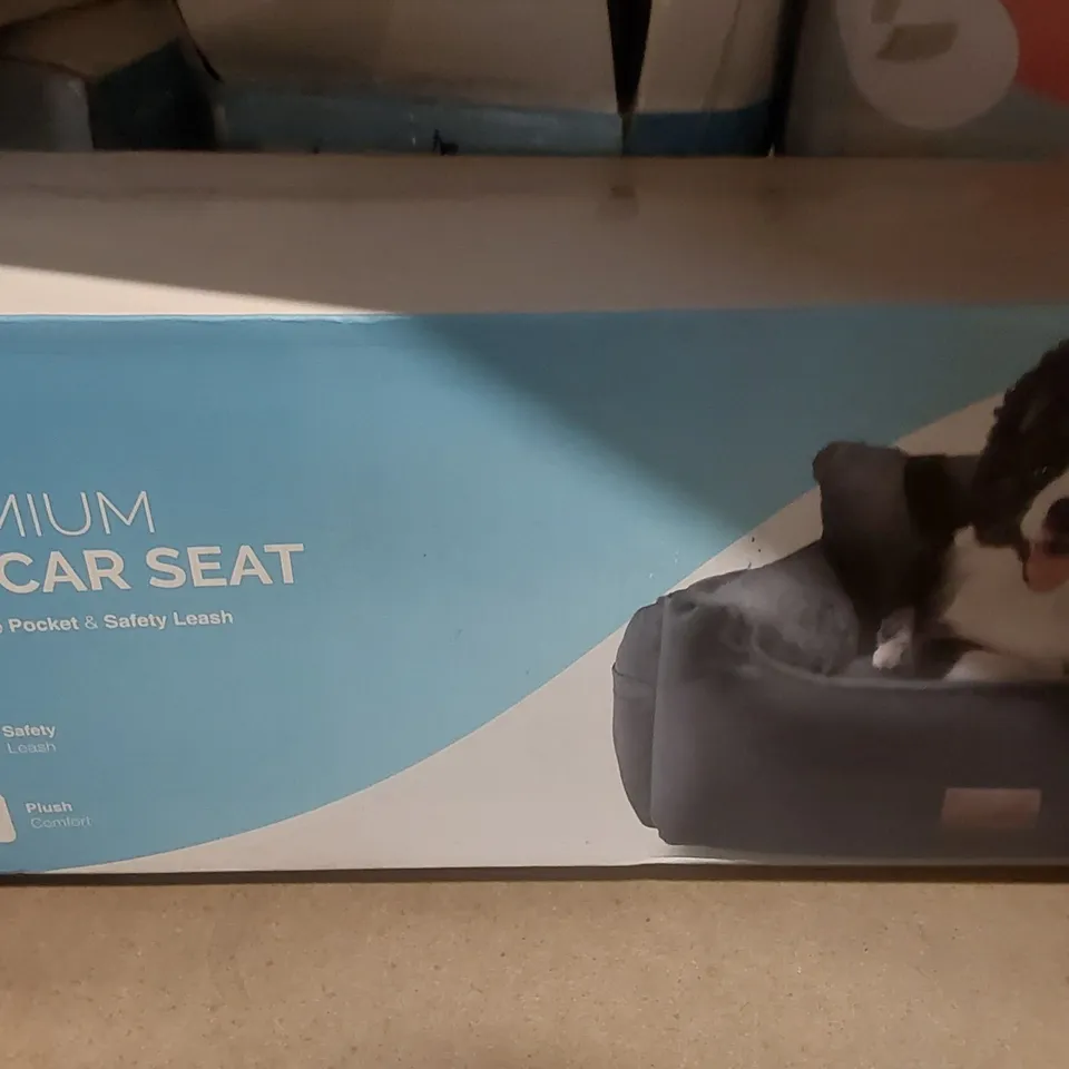 FURDREAMS PREMIUM PET CAR SEAT 