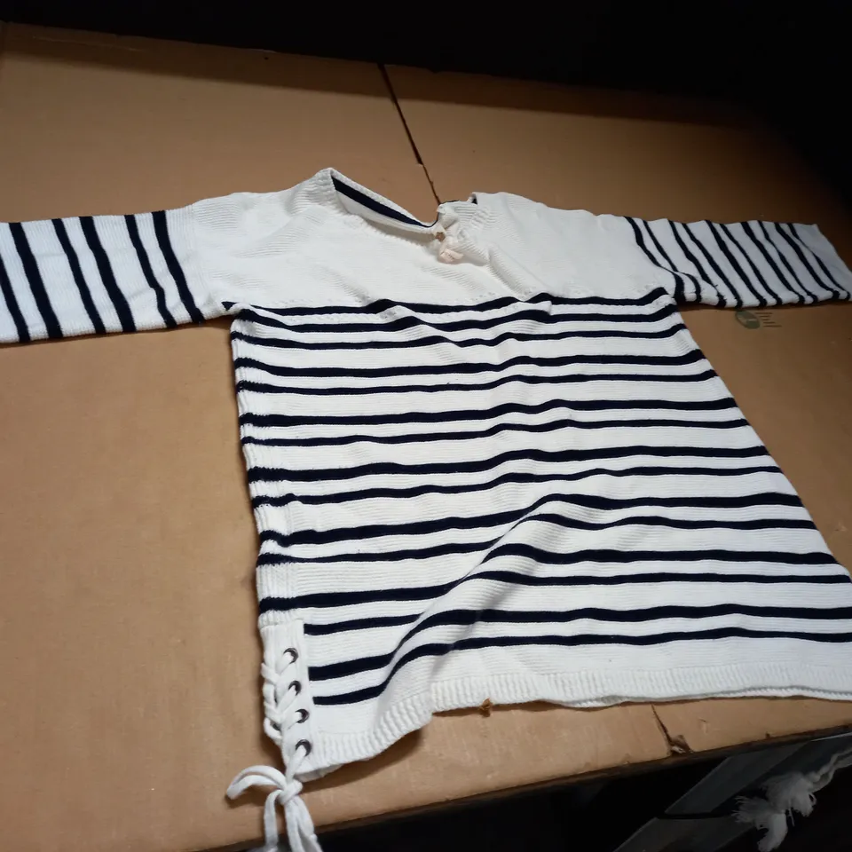 BLACK/WHITE STRIPED COTTON JUMPER SIZE UK SIZE 10
