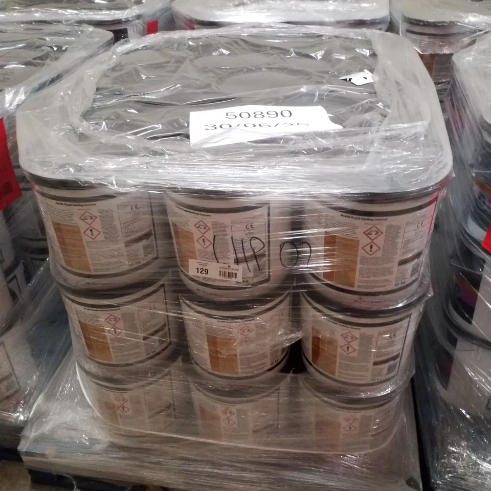 PALLET CONTAINING APPROXIMATELY 45 BUCKETS OF BOSTIK CEMENTONE RAPID SETTING WATERPROOF CEMENT 10KG