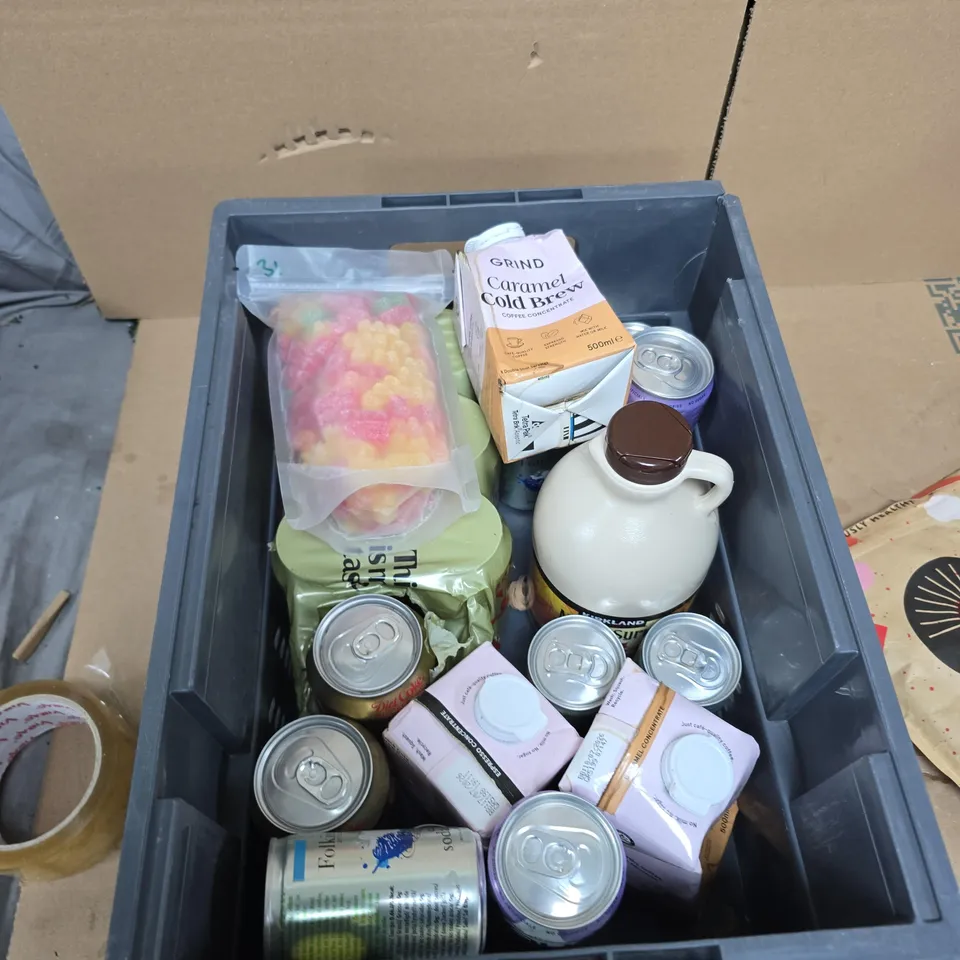 TOTE OF APPROXIMATELY 10 ASSORTED FOOD AND DRINK ITEMS TO INCLUDE: EXHALE ORGANIC COFFEE