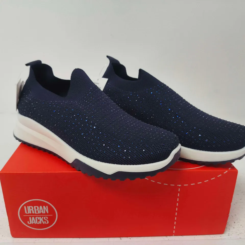 BOXED PAIR OF URBAN JACKS COCKTAIL NAVY KNIT SLIP-ON SNEAKERS – UK 5