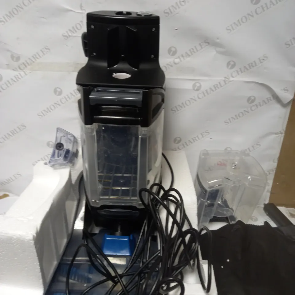 VAX PLATINUM SMARTWASH CARPET CLEANER