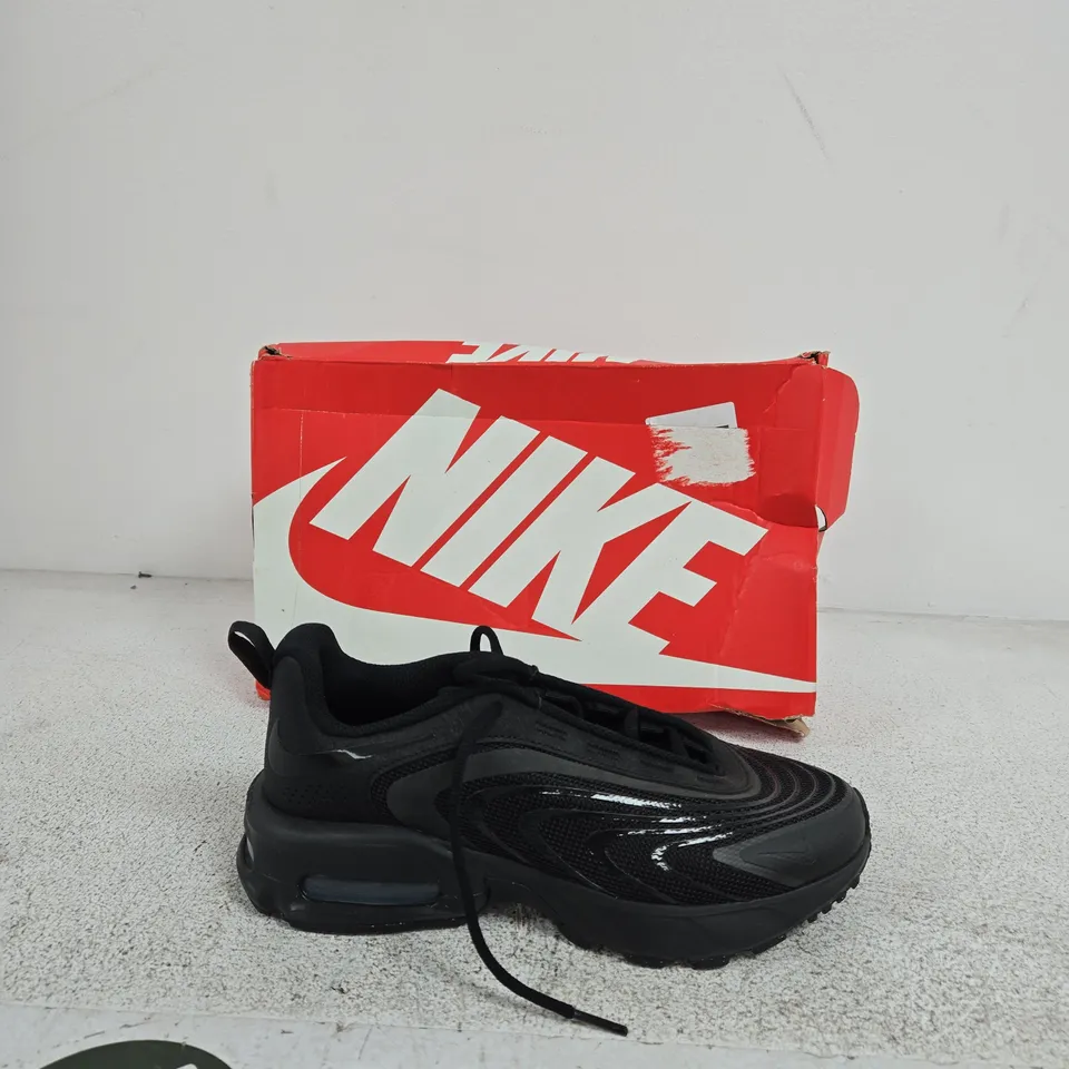 NIKE AIR MAX FIRE (GS) BLACK/BLACK SNEAKERS – UK 6