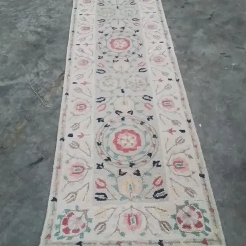 QUALITY DESIGNER AREA RUG - APPROXIMATELY 300X80CM