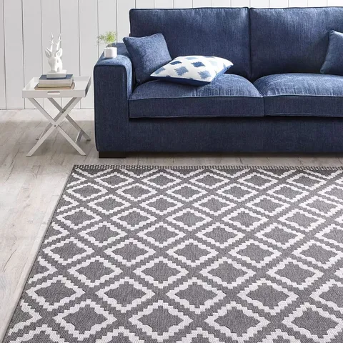 KAMINA INDOOR/OUTDOOR FLATWEAVE RUG IN GREY (200x290cm) - COLLECTION ONLY