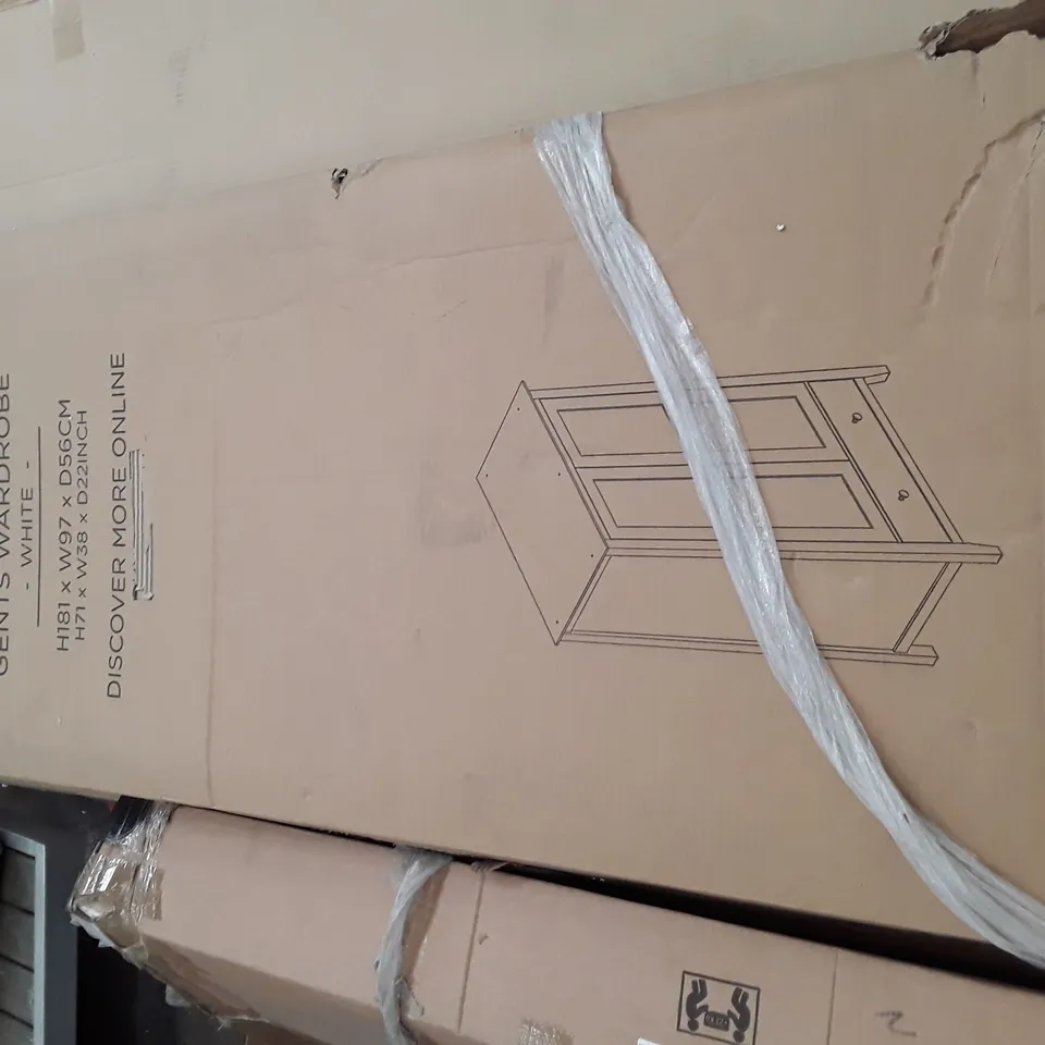 BOXED LYNTON WHITE GENTS WARDROBE (1 BOX ONLY) (INCOMPLETE)