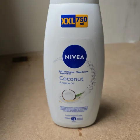 APPROXIMATELY 20 ASSORTED COSMETIC ITEMS INCLUDING NIVEA COCNUT SHOWER GEL , E45 FACE CARE CREAM AND FACE & BODY HONEY SCRUB