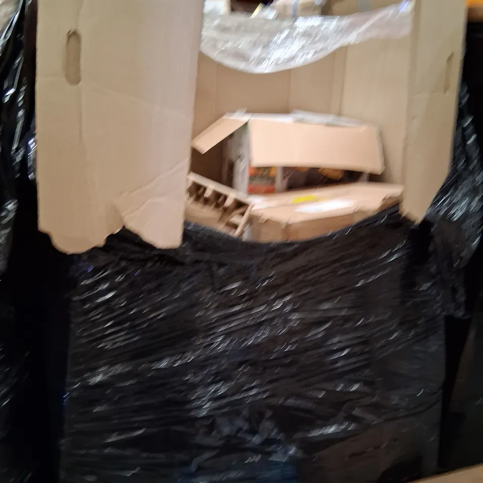 PALLET CONSISTING OF A LARGE QUANTITY OF ASSORTED HOUSEHOLD AND ELECTRICAL PRODUCTS AND ACCESSORIES TO INCLUDE;