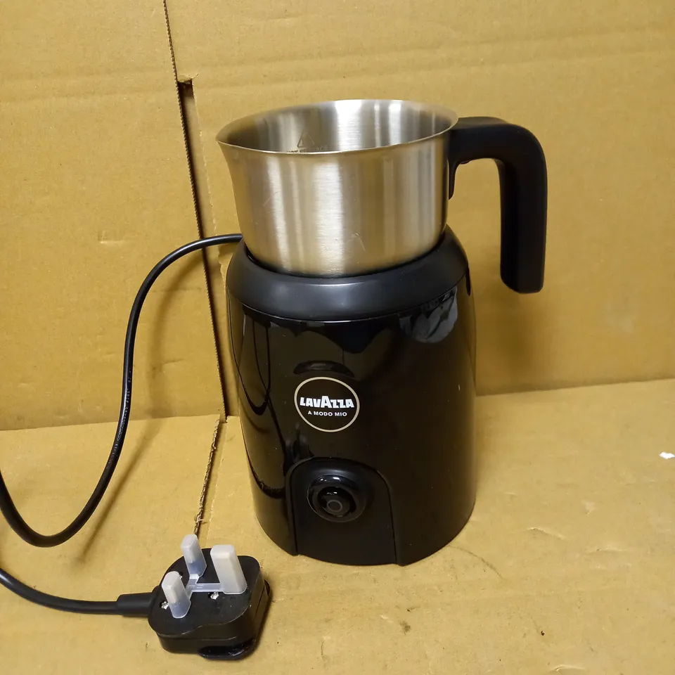 LAVAZZA A MODO MIO MILK UP FROTHER