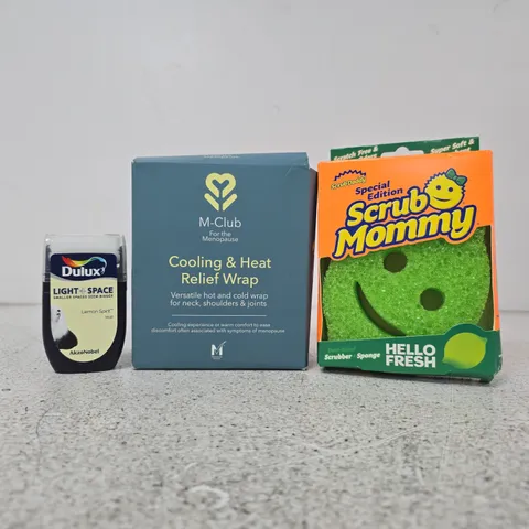 APPROXIMATELY 10 ASSORTED HOUSEHOLD ITEMS TO INCLUDE SCRUB MOMMY, ETC