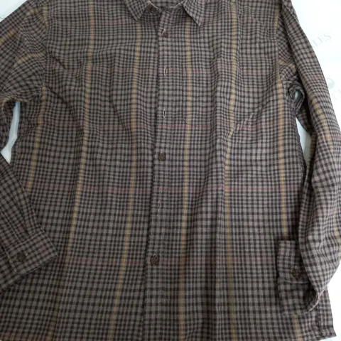ABERCROMBIE & FITCH CHEQUERED SHIRT IN BROWN - MEDIUM