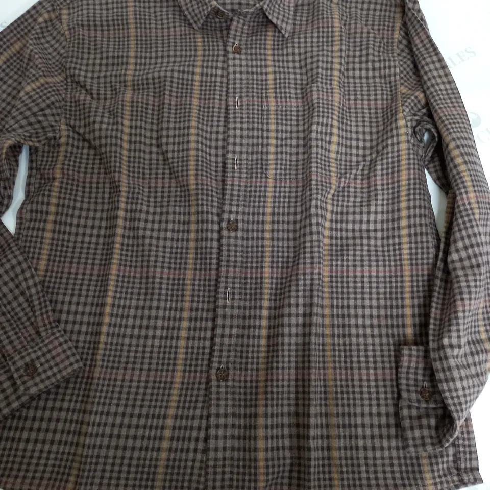 ABERCROMBIE & FITCH CHEQUERED SHIRT IN BROWN - MEDIUM