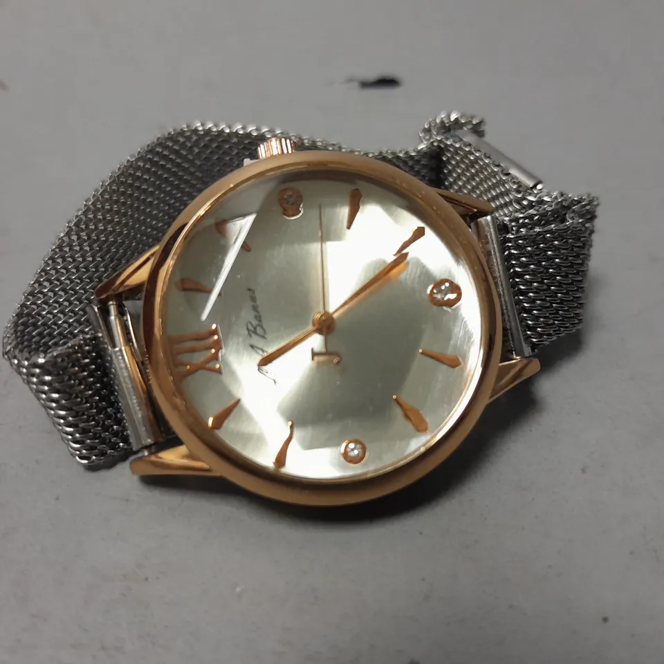 LADIES LA BANUS WATCH – CHAIN LINK METAL STRAP – MAGNETIC CLASP – GIFT BOX