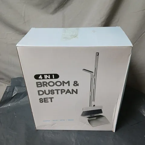 4 IN 1 BROOM AND DUSTPAN SET BOXED