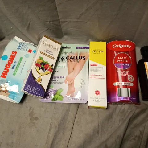 APPROXIMATELY 10 ASSORTED COSMETICS ITEMS TO INCLUDE NATURE SPELL HAIR OIL, COLGATE MAX WHITE, LORENCIA SERUM TROPICAL, ETC