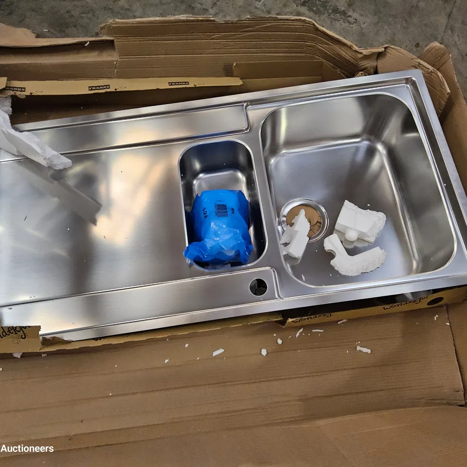 BOXED FRANE STAINLESS STEEL 1.5 BOWL SINK & DRAINER 