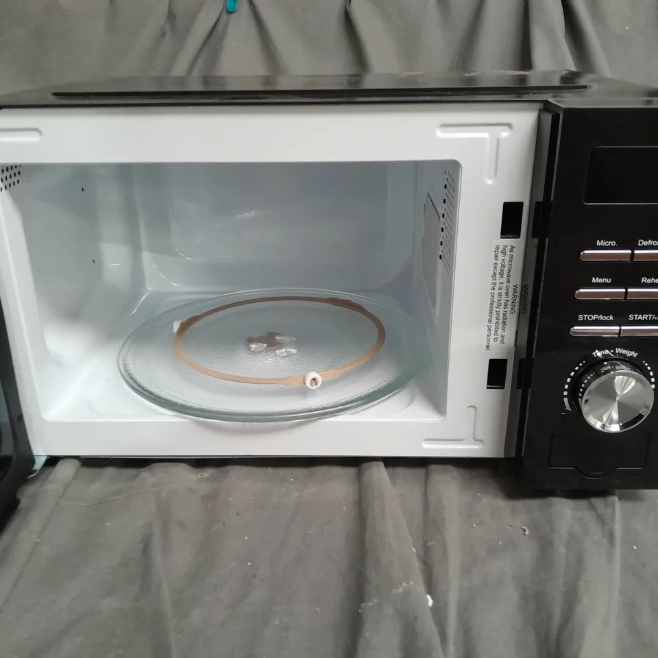 SWAN 20L 700W DIGITAL MICROWAVE IN BLACK - COLLECTION ONLY RRP £59