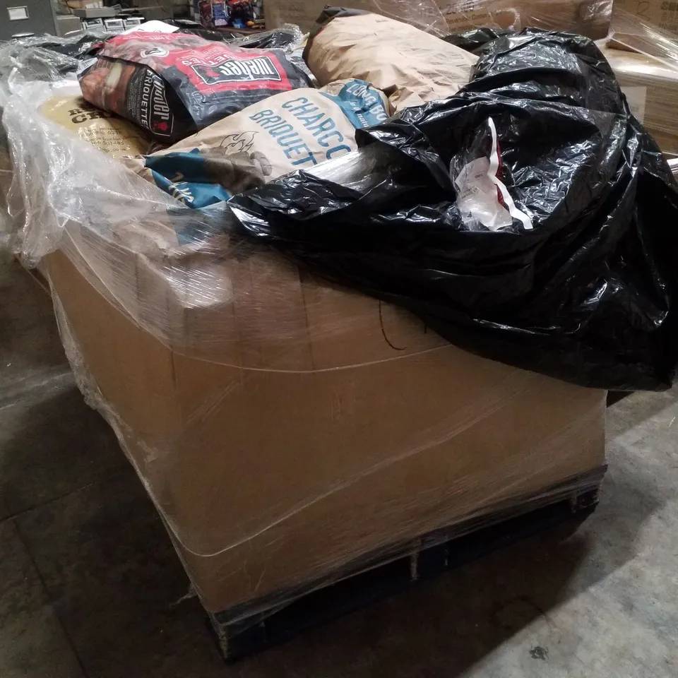 PALLET CONTAINING ASSORTED BAGS OF CHARCOAL