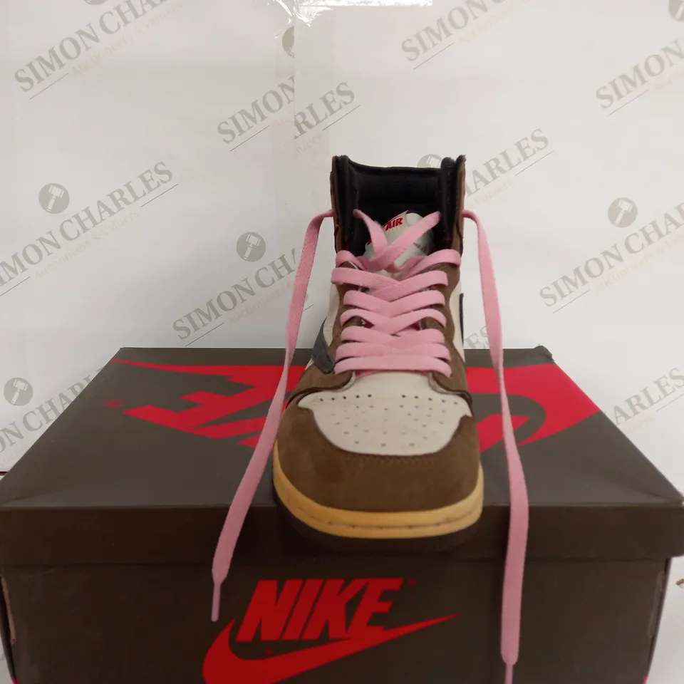 NIKE AIR JORDAN 1 HIGH TRAVIS SCOTTS - UK 9