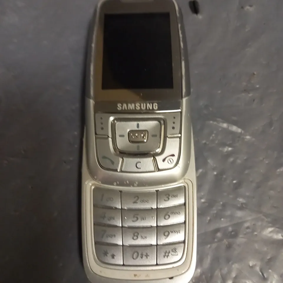 UNBOXED SAMSUNG MOBILE PHONE