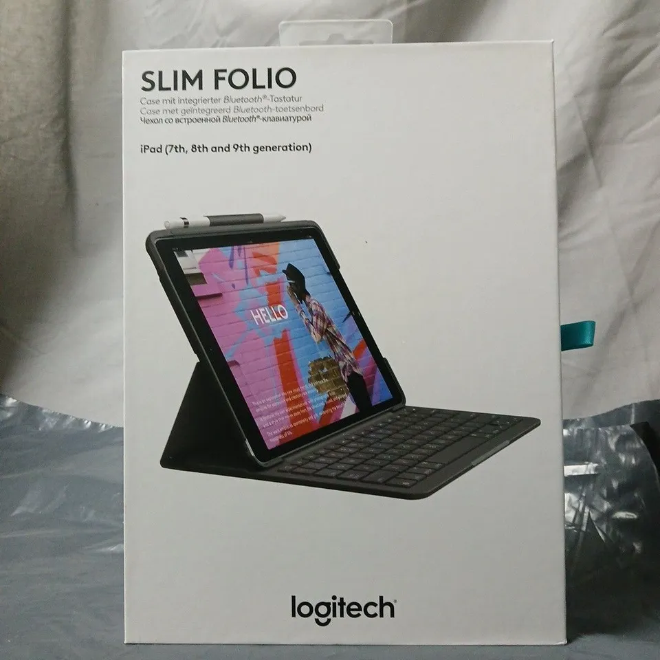 LOGITECH SLIM FOLIO KEYBOARD CASE FOR IPAD (7TH–9TH GEN)