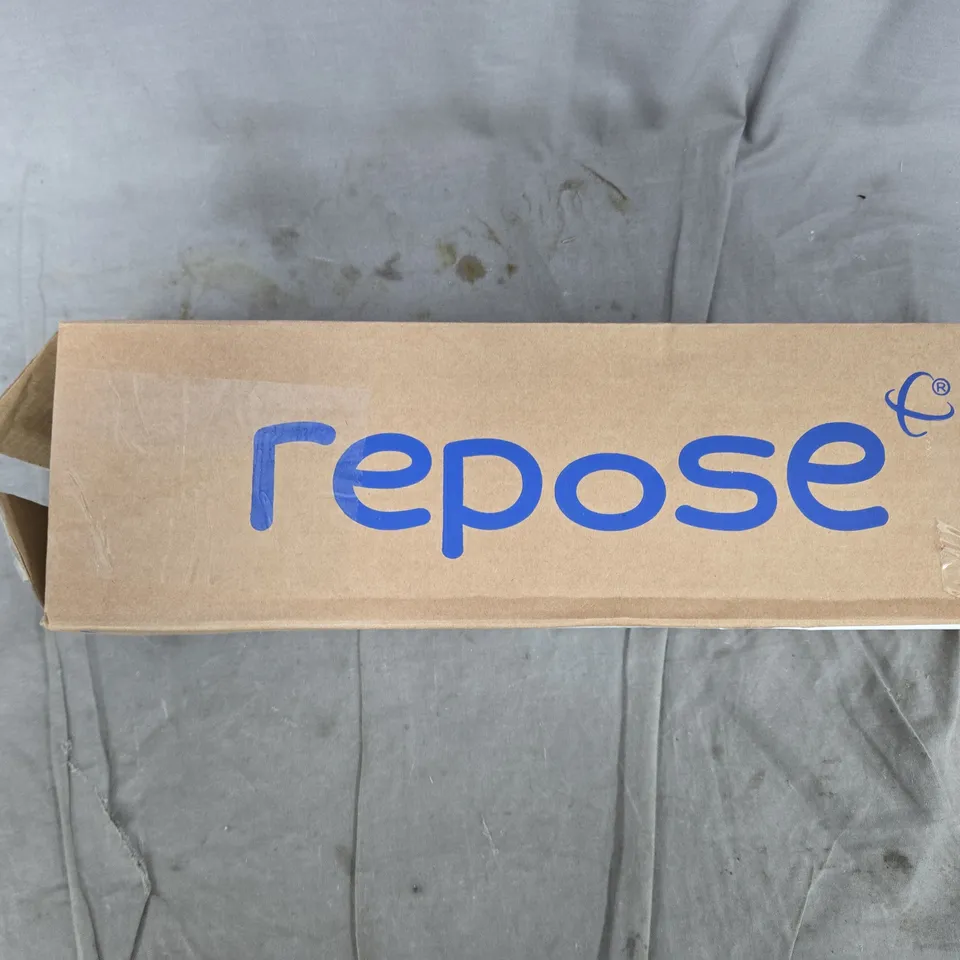 REPOSE MANUAL PUMP – BLUE CYLINDER WITH BOX 