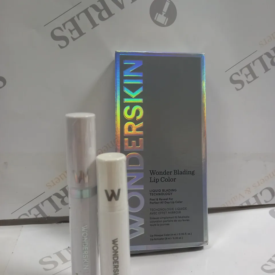 BOXED WONDER BLADING STAIN & GO LIP COLOUR MASQUE CRUSH 