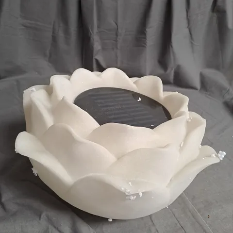 BOXED MY GARDEN STORIES LARGE LED LOTUS LIGHT