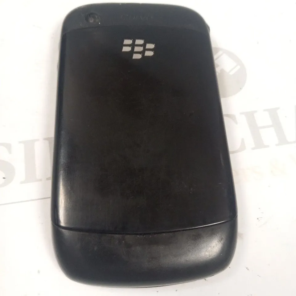 BLACKBERRY 8620 MOBILE PHONE