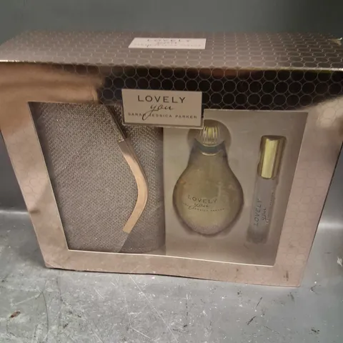 BOXED SARAH JESSICA PARKER LOVELY YOU GIFT SET