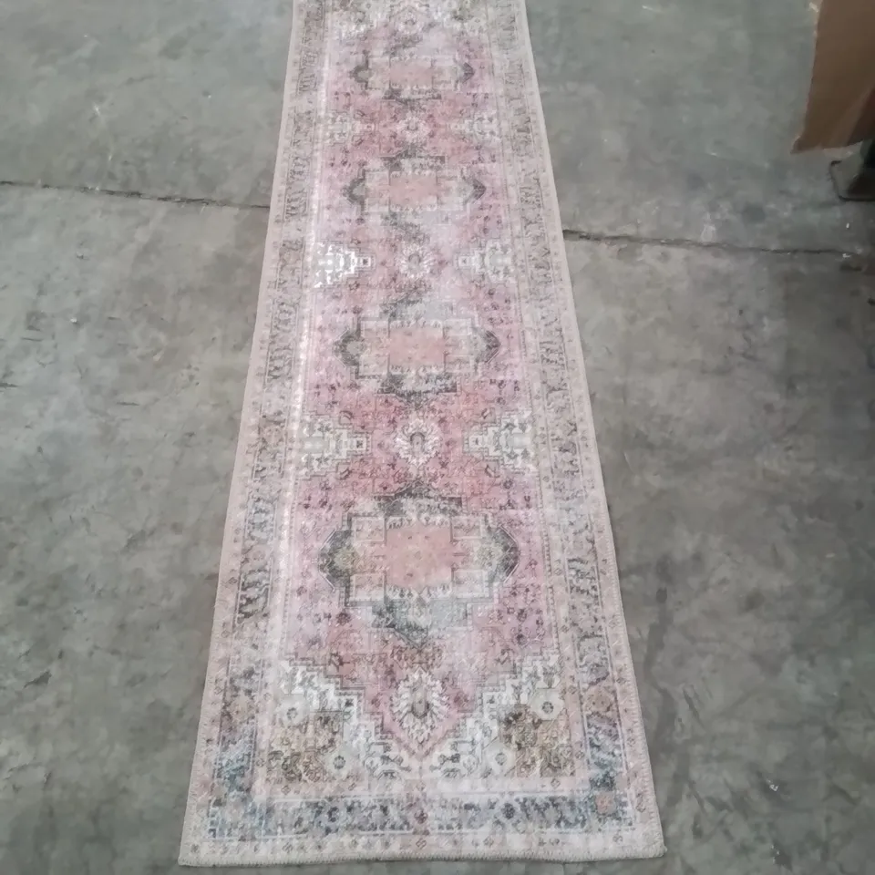 QUALITY DESIGNER AREA RUG - APPROXIMATELY 230X60CM