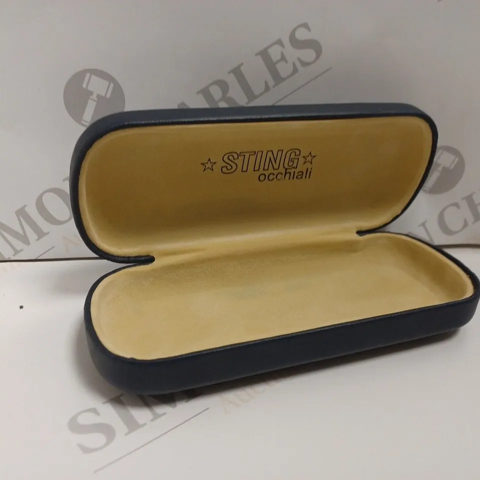 APPROXIMATELY 25 STING OCCHIALI GLASSES CASE 
