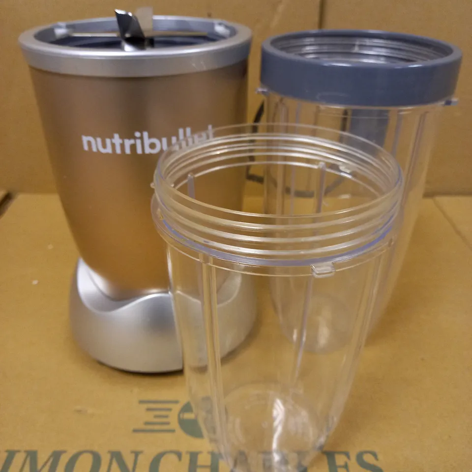 NUTRIBULLET 900W BLENDER CHAMPAGNE MULTI-FUNCTION SMOOTHIE MAKER