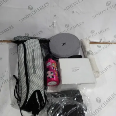 APPROXIMATELY 15 ASSORTED HOUSEHOLD ITEMS TO INCLUDE SHINGUARDS, POWER X CHARGER AND 20 METER HANK