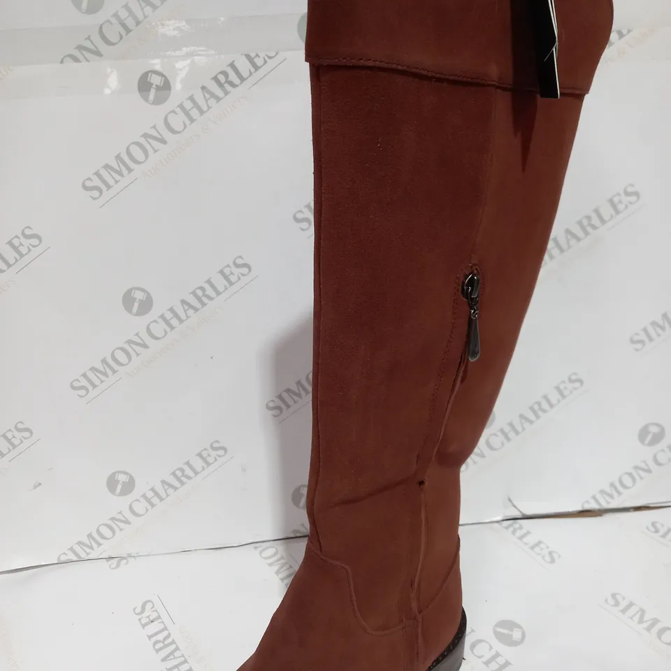 EMU AUSTRALIA HERVEY KNEE HIGH BOOT TAWNY SIZE 7 - BOXED 