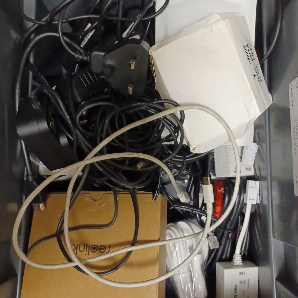 BOX OF APPROXIMATELY 20 ASSORTED HOUSEHOLD & ELECTRICAL ITEMS TO INCLUDE SKY REMOTE, USB CABLES, STEREO HEADSET ETC